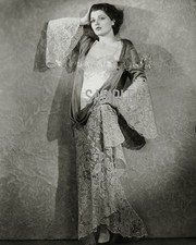 1932 Early Film Favorite LILLIAN BOND Photo   (239-A) picture