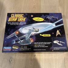 Playmates Classic Star Trek U.S.S. Enterprise NCC-1701 – NIB picture