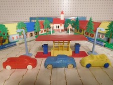 Vintage 36 piece  Hoffmann made in Austria Little Town Planner in Original Box picture