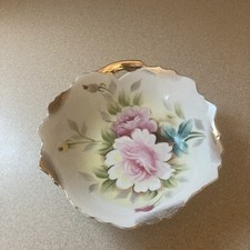 VINTAGE PORCELAIN BOWL HAND PAINTED PINK ROSES WITH GOLD TONE TRIM 7 