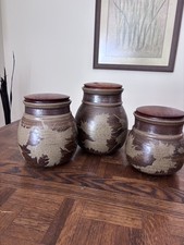 Victoria Littlejohn Hand Thrown Pottery Cansister Set 1972.Immaculate Condition picture