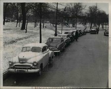 1950 Press Photo Horse Shoe Turn - nee34654 picture