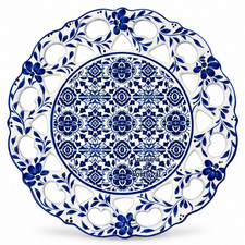 Hand-Painted Portuguese Ceramic Azulejo Plate – Pinha Azul Design, 9.5