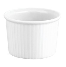Pillivuyt Porcelain 11-Cup, 7-3/4-Inch Deep Classic Pleated Souffle Dish, White picture