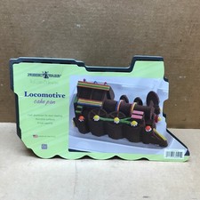 Nordic Ware Locomotive Train 3D Cake Pan Cast Aluminum 9 Cup Capacity picture
