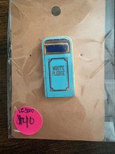 2001 DLR Disney Cast Member Exclusive New Orleans Square Trash Can LE 3000 Pin picture
