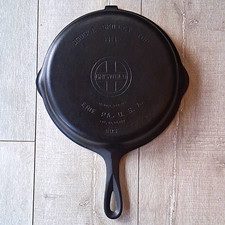 Griswold Cast Iron Double Skillet Top LBL 8 1103. picture