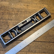 ANTIQUE Starrett Precision Machinists Level 9
