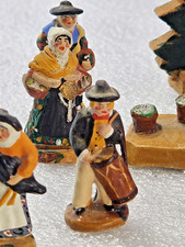 Vintage Santons Miniature De Provence/Carbonel French Figurines  lot of 16 picture