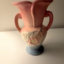 Vintage hull USA pink and blue vase picture