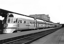 Burlington Denver Zephyr CB&Q Railroad Photo Stainless Steel Streamliner Train   picture
