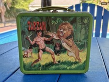 1966 TARZAN LUNCHBOX MADE BY ALADDIN VERY NICE picture