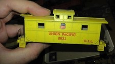 ho freight car union pacific caboose hobbyline picture