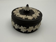 Vtg 1957 Wedgwood Black Jasperware Round Trinket Box Grapevine Garland Relief picture
