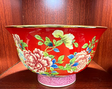 Chinese Porcelain Bowl Red Floral Design Gold Rim Pink Base Seal Mark picture