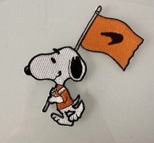 Snoopy McLaren F1 Formula 1 Racing Flag Logo Peanuts Embroidered Iron On Patch 3 picture
