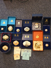 Halcyon Days Bilston & Battersea Enamels Trinket Box Lot. Beautiful Collection picture