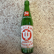 Vintage 1970s 7UP Indiana Hurryin’ Hoosiers IU 16 oz Commemorative Bottle used picture