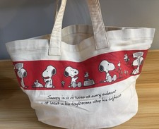 Peanuts Snoopy Vintage Tote Bag With Drawstring closure picture