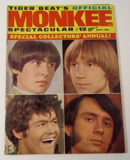 MONKEE SPECTACULAR #12 Tiger Beat - April 1968 - Good Condition - Vintage picture