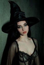 GOTHIC WITCH SUCCUBUS SUMMONING SPELL picture