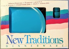 Vintage New Traditions Melamine Dinnerware Set 20 Piece Service for 4 Teal Box picture