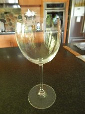 BEAUTIFUL f&d Crystal Wine Glass 7 5/8