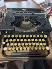 VTG 1934 Royal Standard Manual Typewriter early Model O Glass Keys Untested picture