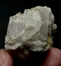 42 gm Stunning Rare Bi-Color Beryl Aqua Morganite Striated Crystal On Albite. picture