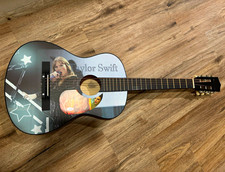 Taylor Swift Signed 38” Acoustic Guitar Autographed JSA Certified -  picture