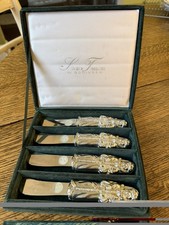 Vintage Silver Treasures By Godinger-Set of 4 ChristmasSanta SpreaderKnivesinBox picture