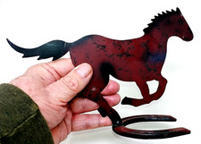 Vtg Metal Horse Standing On Diamond O Pony Horseshoe Western/Rustic Decor Art picture