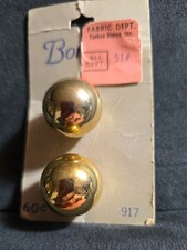 RARE Vintage Unused Pair Of Gold Rone Shank Buttons On Original Card picture