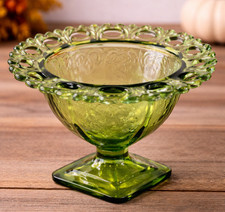 Vtg Green Depression Glass Pedestal Bowl Lace Edge Candy Dish Retro *chips picture