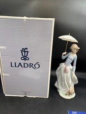 Lladro Porcelain Figurine 