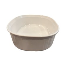 Corning Ware Casserole 2.8L  Bowl F-2-B Excellent Used Condition 11” x 8.5” x 3” picture
