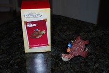 2005 Hallmark Disney SWEEEEET FRIENDSHIP FINDING NEMO Crush Dory Xmas Keepsake picture