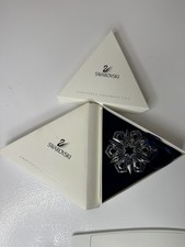 Swarovski Snowflake Crystal Annual Christmas Ornament 1999 Original Box  picture