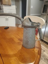 Vintage NYC-PA Approved Type Q 10 / 61 Minn 2 Quart Oil Pitcher EXCELLENT Condit picture