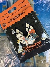 Disney Parks 2026 WDW Dog & Cat Halloween Costume Cat Pin picture
