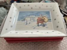 RARE SANTA VISITS CHILDREN OBAMA WHITE HOUSE PORCELAIN TRAY  NEW IN ORIGINAL BOX picture