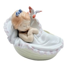 Lladro Comforting Dreams Porcelain Figurine #6710 Baby Girl In Carriage MINT picture