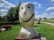 Des Moines Iowa Ugo Rondinone MOONRISE east january 2016 Sculpture Park picture