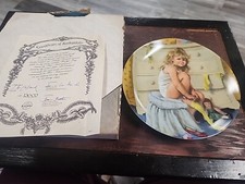Edwin M Knowles limited edition, numbered plate 1985