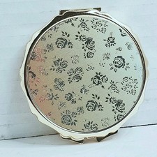 Vintage Eisho Japan Gold Tone Powder Compact Mirror Rose Floral Puff 1950s Clean picture