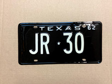 VINTAGE 1962 TEXAS LICENSE PLATE VERY NICELY RESTORED HIGH QUALITY LOW NUMBER picture