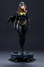 Batgirl DC Comics Statue Highly Detailed Hand-Painted Collector Figure picture