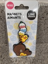 Line Friends 2 fridge magnets consisting of ice cream duck and sleeping bear/duc picture