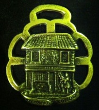 Dickens OLD CURIOSITY SHOP PORTSMOUTH ST LONDON Harness Brass WOW YOUR WALLS picture