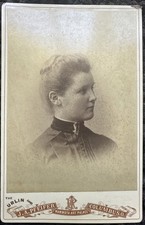 Antique 1890s Cabinet Card Woman Portrait J.A. Pfeifer Columbus Ohio Victorian picture